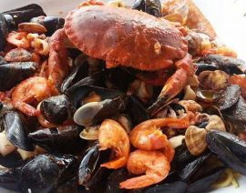 Chitarrina ai frutti di mare e granseola