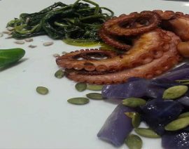 Polipo con olio di Larino e sale blu di Persia