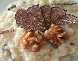 Risotto con fonduta noci e tartufo