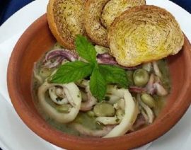 Zuppetta di calamari e fave con pesto e menta